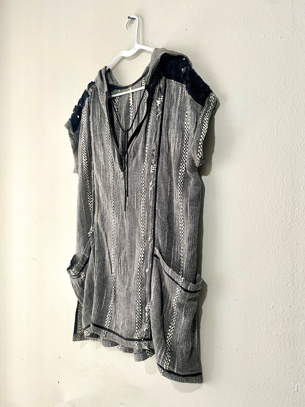 Free People Forever Yours Hooded Tunic Swim Cover Up Black White Striped Size M - Picture 4 of 6